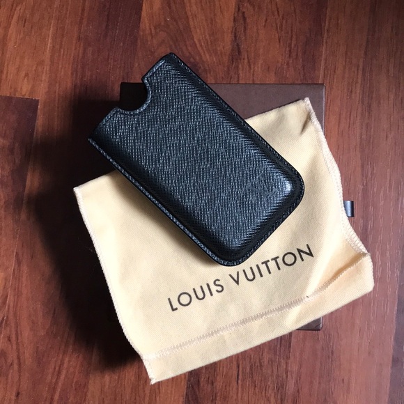 Louis Vuitton Phone Case/Card Case - Picture 3 of 13